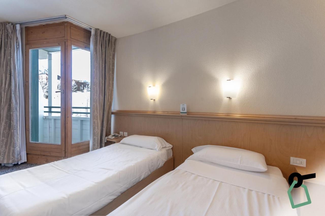 Hotiday Hotel Colle Sestriere Eksteriør bilde