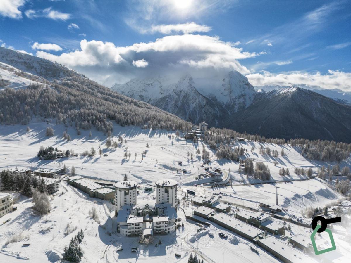 Hotiday Hotel Colle Sestriere Eksteriør bilde