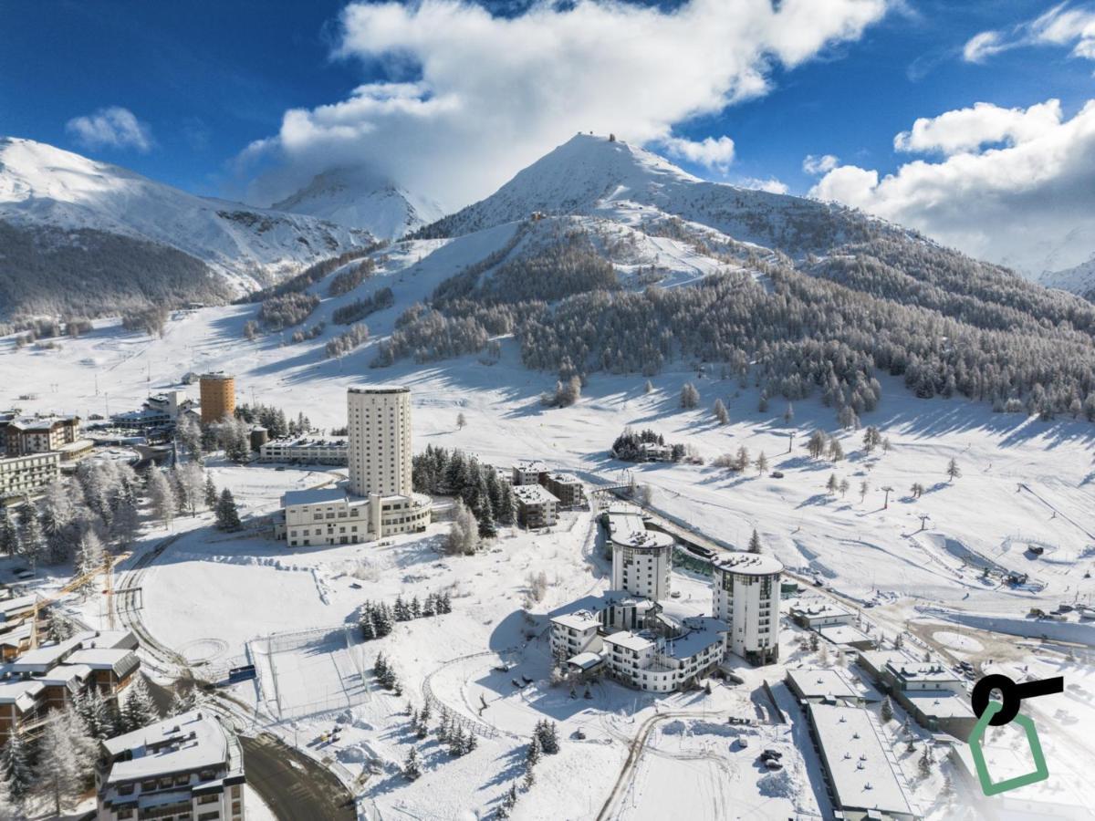 Hotiday Hotel Colle Sestriere Eksteriør bilde